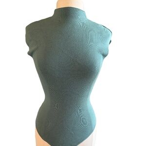 Abercrombie moss green sleeveless sweater bodysuit-Med EUC